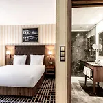 Grand Hotel