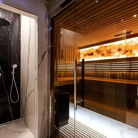 Hotel Grand 4*
