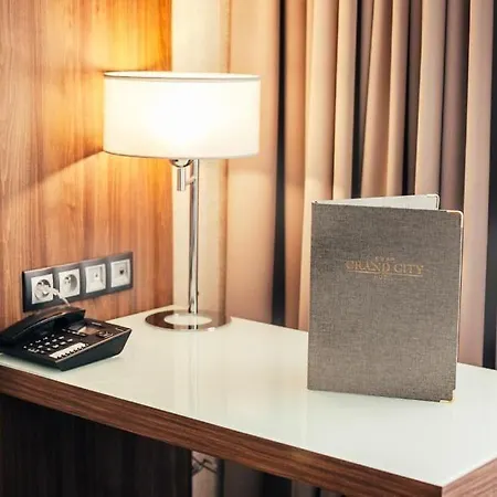 Hotel Grand