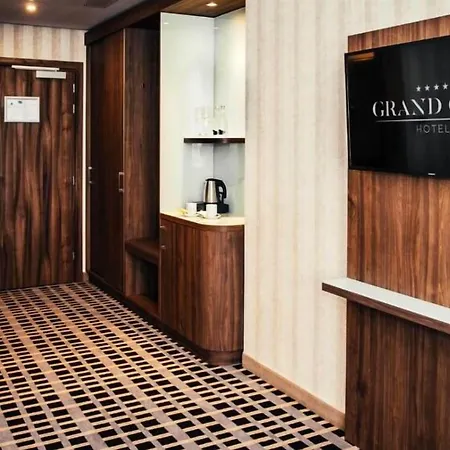 Grand Hotel 4*