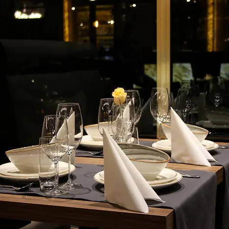 Hotel Grand 4*